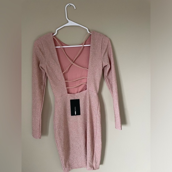 Fashion Nova Sparkly Pink Long Sleeve mini Dress back cut out XS NWT - Picture 4 of 7